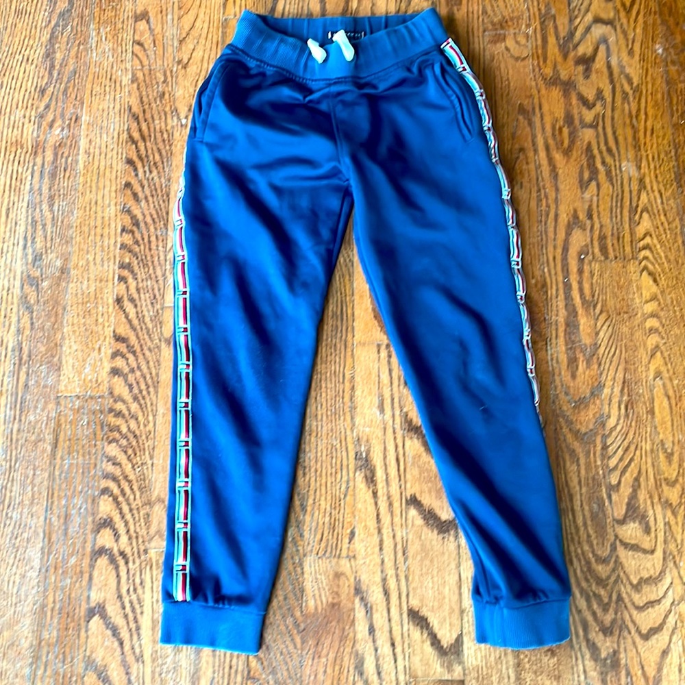 TOMMY HILFIGER child sweatpants GUC EUROPEAN SIZING 140=9-11 year old